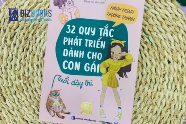 Cuốn sách “Hành Trình Phát Triển - 32 Quy Tắc Phát Triển Dành Cho Con Gái Ở Tuổi Dậy Thì"